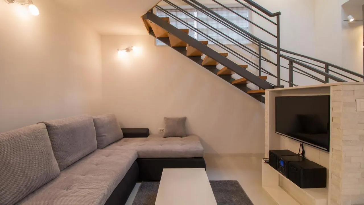 Apartments With A Parking Space Jusici, Opatija - 15874 Kastav Croaţia